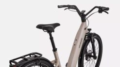 Specialized Turbo Como 5.0 -Specialized Verkkokauppa 90422 33 COMO 50 SND BLKREFL D1 POV