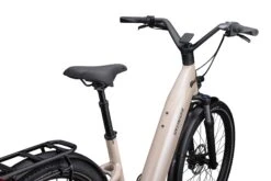 Specialized Turbo Como 4.0 IGH 23 Specialized Turbo Como 4.0 IGH -Specialized Verkkokauppa 90422 43 COMO 40 IGH SND BLKREFL D1 POV