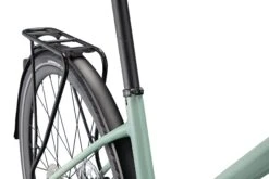 Specialized Vado SL 4.0 Step-Through EQ 26 Specialized Vado SL 4.0 Step-Through EQ -Specialized Verkkokauppa 93921 52 VADO SL 40 ST EQ WHTSGE BLKREFL D4 STTT