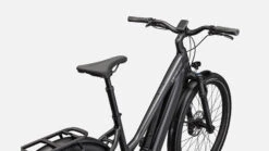 Specialized Turbo Vado 5.0 IGH Step-Through 31 Specialized Turbo Vado 5.0 IGH Step-Through -Specialized Verkkokauppa 95322 21 VADO 50 IGH ST CSTBLK SILREFL D1 POV