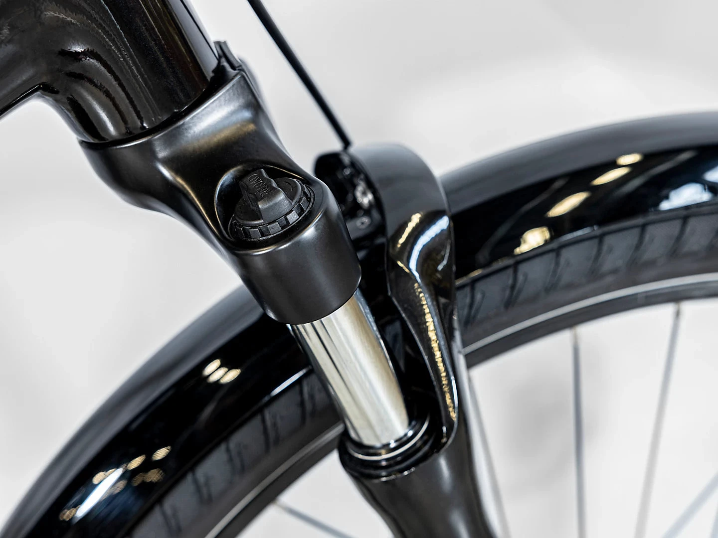 Trek Allant+ 5 Stagger (2023) 12 Trek Allant+ 5 Stagger (2023) - Image 12