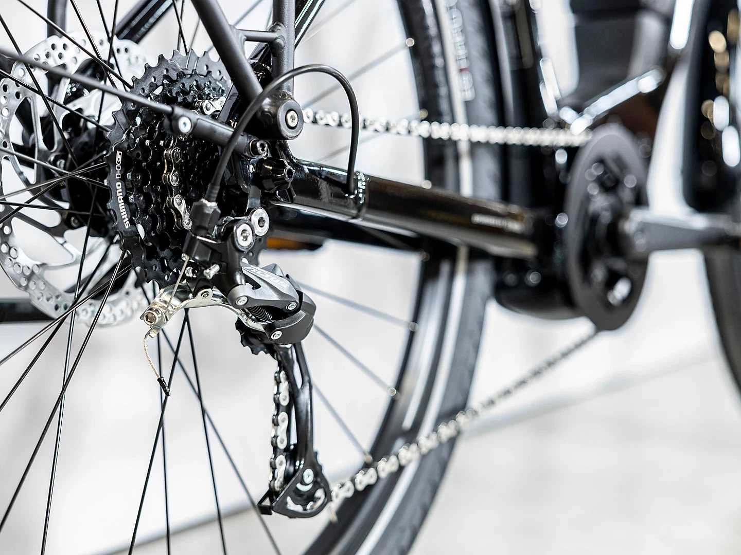 Trek Allant+ 5 Stagger (2023) 8 Trek Allant+ 5 Stagger (2023) - Image 8