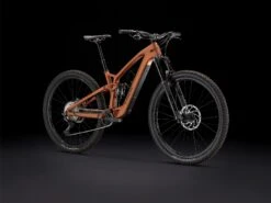 Trek Fuel EXe 9.7 (2023) -Specialized Verkkokauppa FuelEXe97SLXXT 23 36365 B Portrait