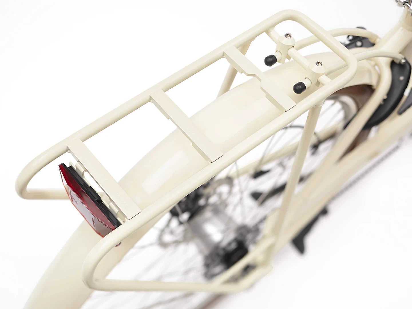 Electra Townie Commute Go! 5i EQ Step-Thru (2023) 9 Electra Townie Commute Go! 5i EQ Step-Thru (2023) - Image 9